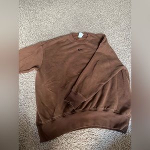 Nike brown crewneck